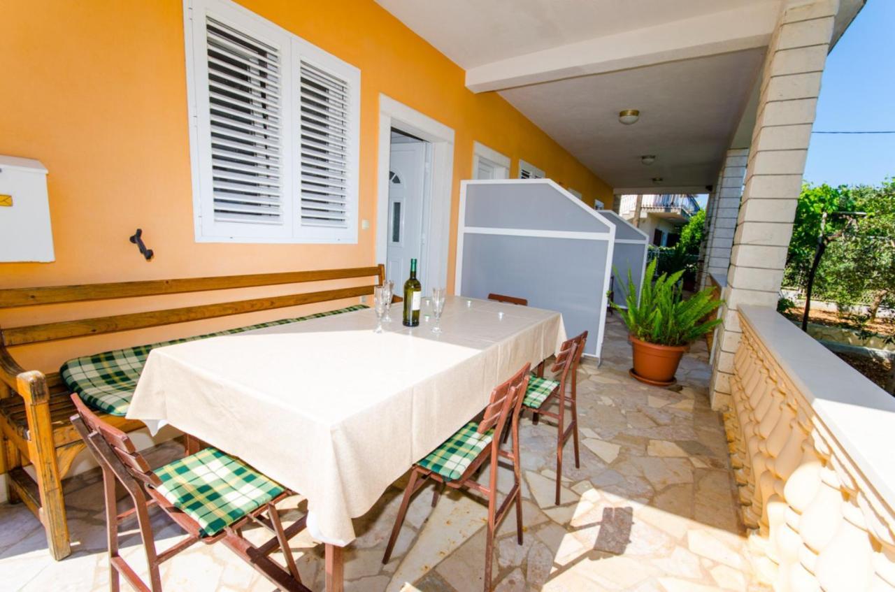 Apartments Ivana Trogir Ngoại thất bức ảnh
