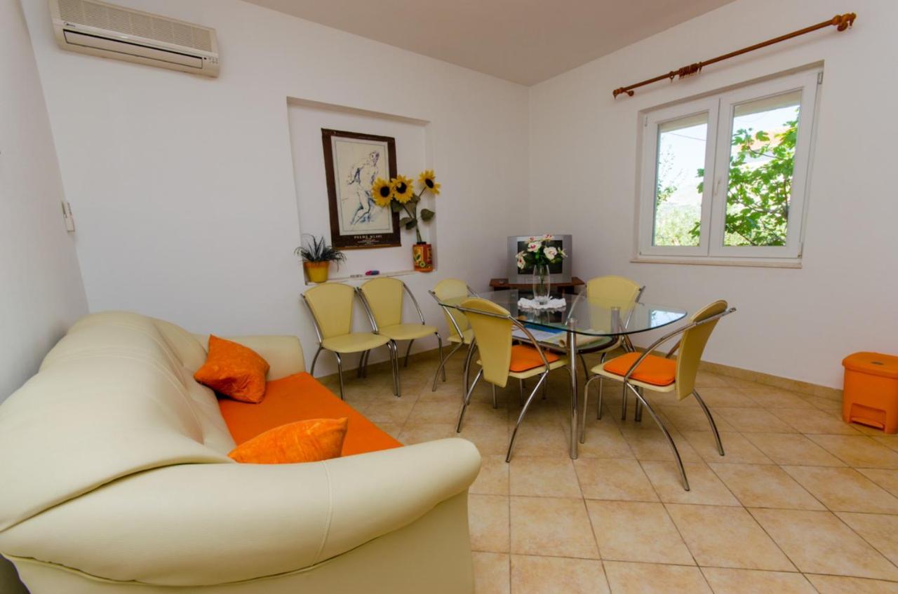 Apartments Ivana Trogir Ngoại thất bức ảnh