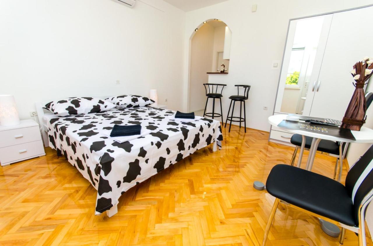 Apartments Ivana Trogir Ngoại thất bức ảnh