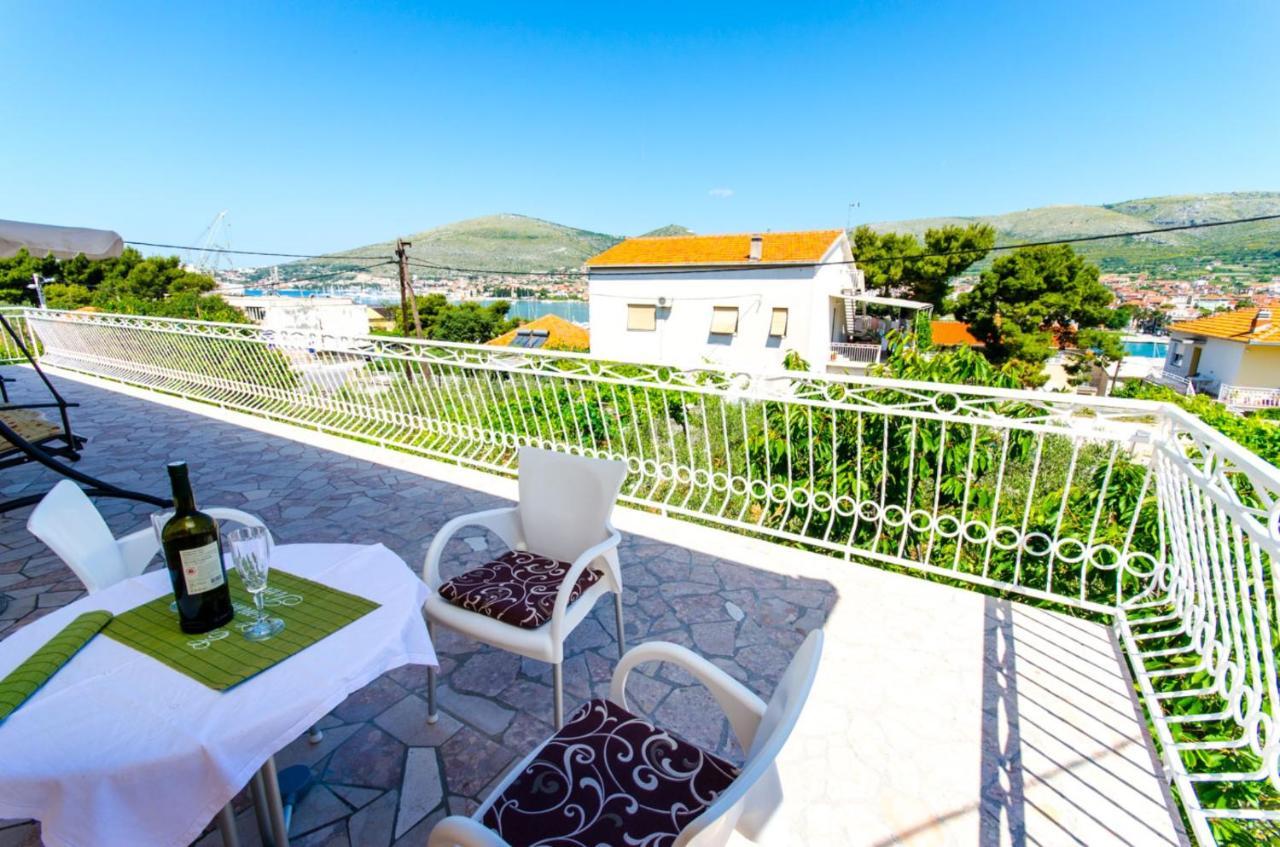 Apartments Ivana Trogir Ngoại thất bức ảnh