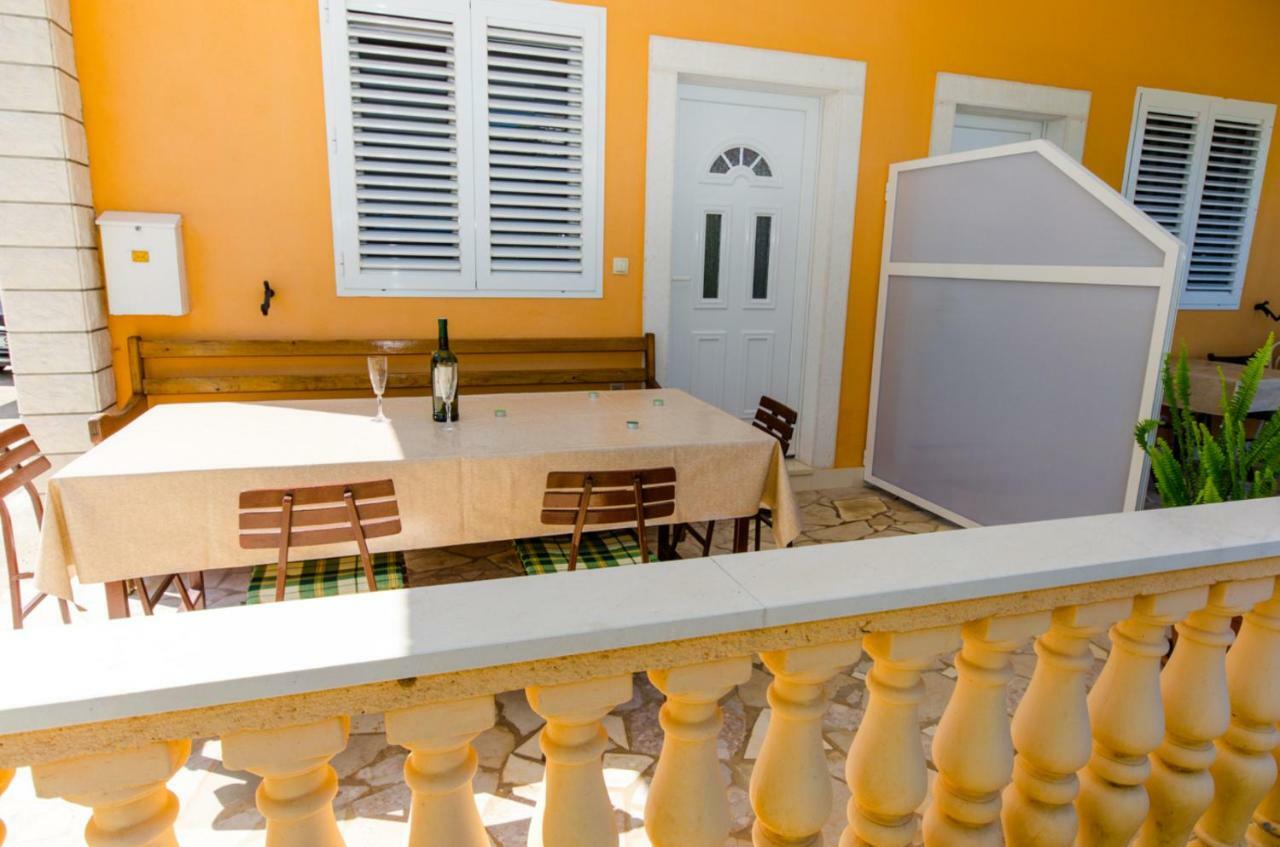Apartments Ivana Trogir Ngoại thất bức ảnh